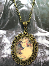 Load image into Gallery viewer, Venus Art Print Necklace