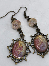 Load image into Gallery viewer, Hand painted earrings